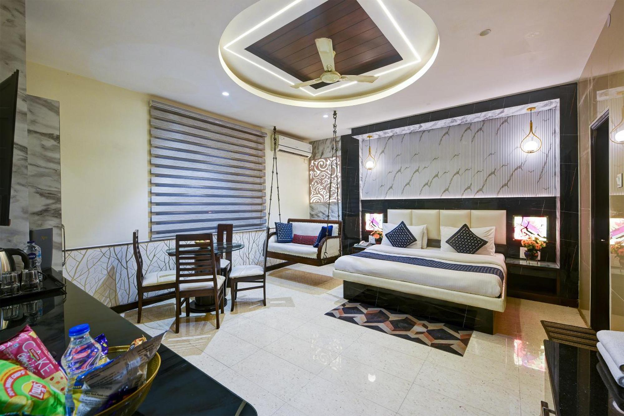 Hotel Baba Deluxe Near New Delhi Railway Station And City Center -By Rcg Hotels Exterior photo